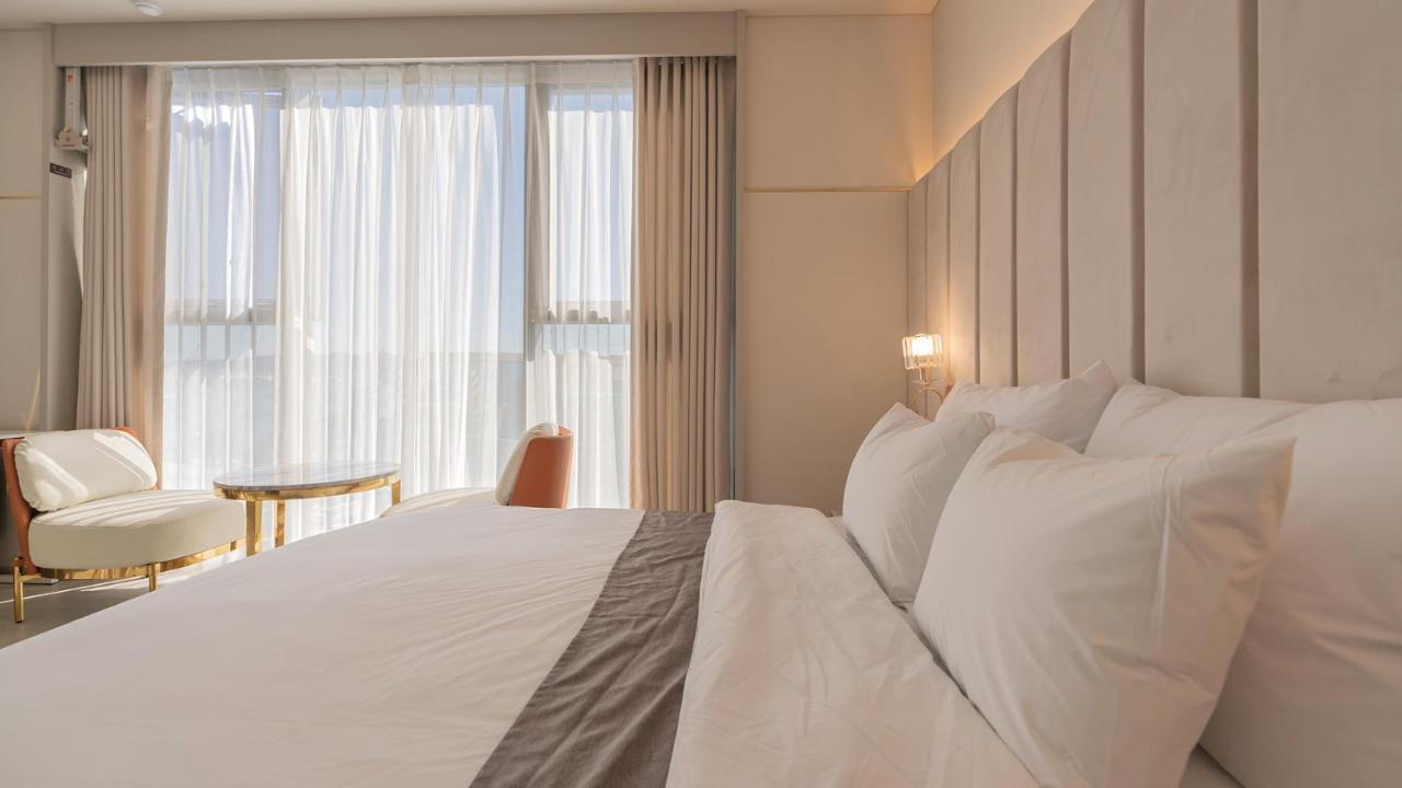 Yeongdo Grandbern Hotel Ciudad Metropolitana de Ciudad Metropolitana de Busan Exterior foto